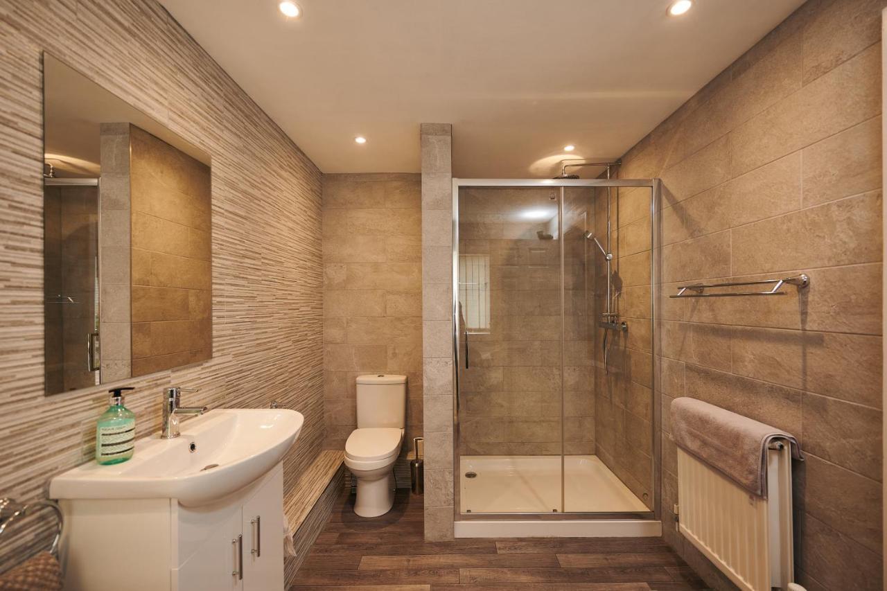 Sea Gem- Beautiful Family Home With Stunning Sea Views & Garden Tenby Exterior foto