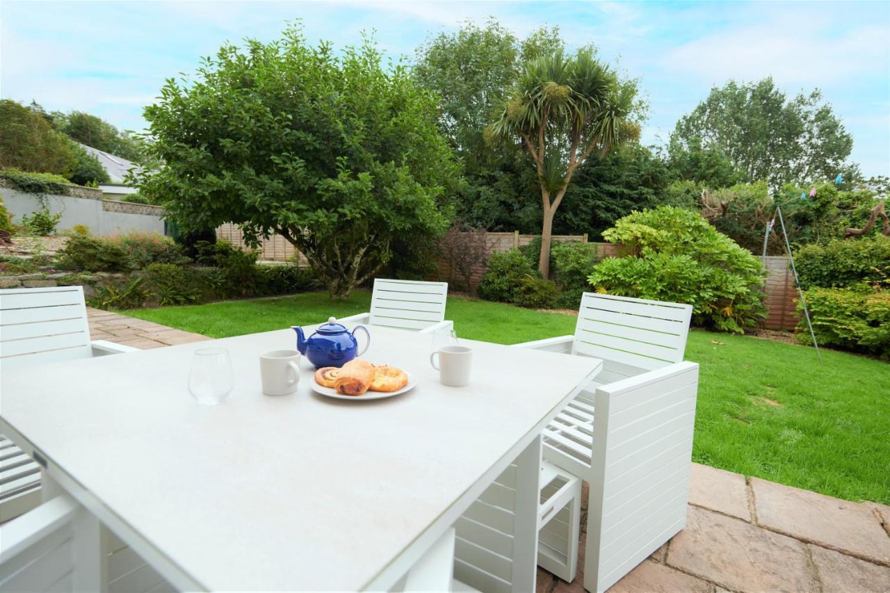 Sea Gem- Beautiful Family Home With Stunning Sea Views & Garden Tenby Exterior foto