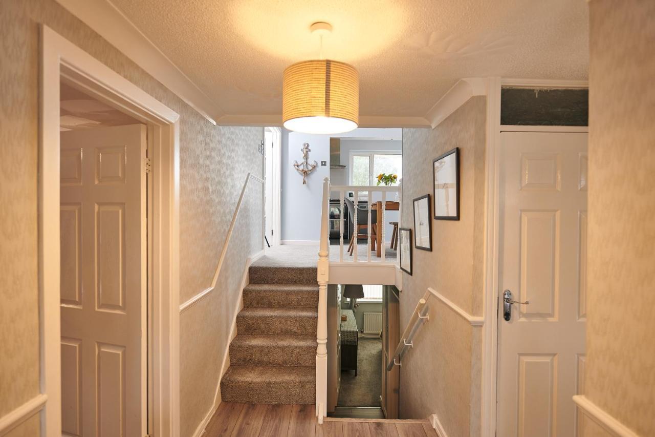 Sea Gem- Beautiful Family Home With Stunning Sea Views & Garden Tenby Exterior foto