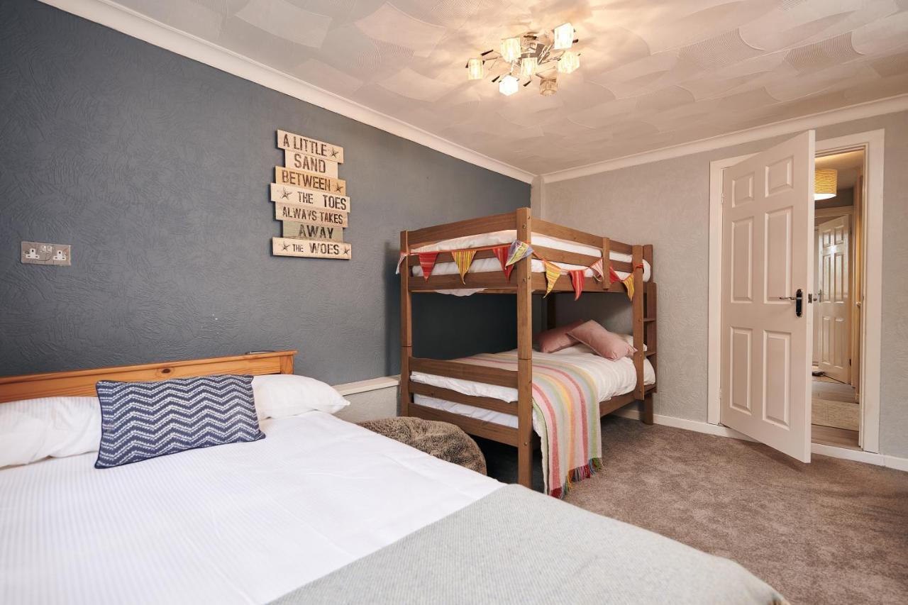 Sea Gem- Beautiful Family Home With Stunning Sea Views & Garden Tenby Exterior foto